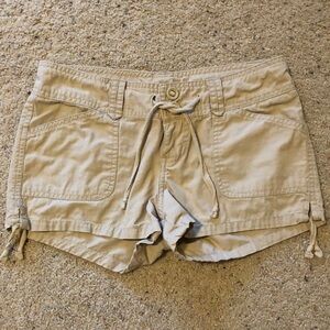 Aeropostale tan shorts